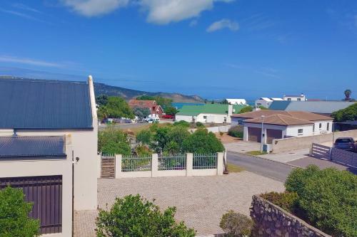 Exterior view, Ocean House Holiday Accommodation in Langebaan