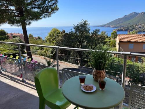 balkon/terras, Village Vacances Lou Castelet in Theoule-sur-Mer