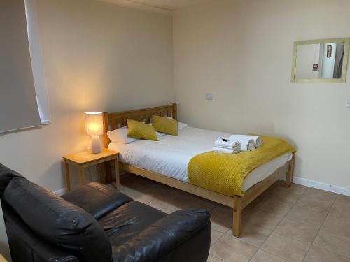 Hollybush Guest House - image 7