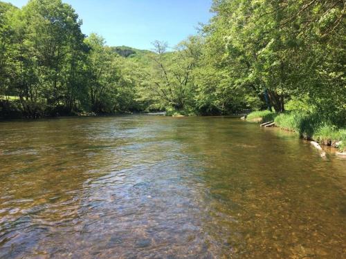 La croix des Landes gîte ou chambre d'hôte avec piscine à Chouvigny