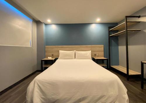 Hotel Estrella de Oriente – Mexico City, AZ