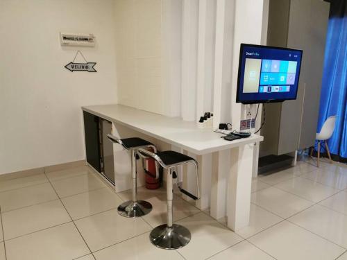 G Studio Swimming Pool View@EVO BANGI NETFLIX+WIFI