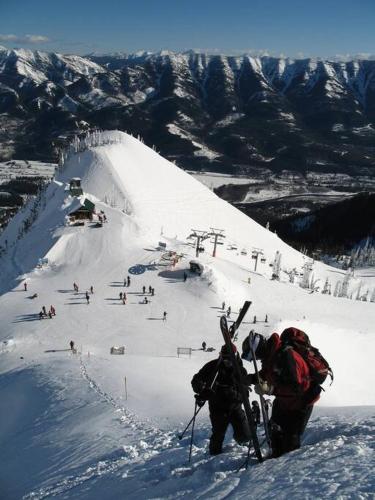 The Qanuk Fernie - Ski In Ski Out
