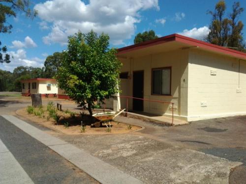 Bejárat, Wagon Wheel Motel & Units in Coonabarabran