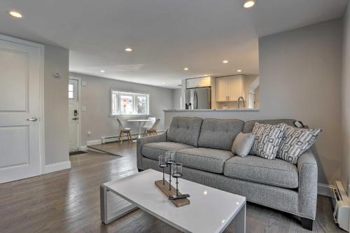Long Island Home Near Beaches and Golf in Bellmore, USA