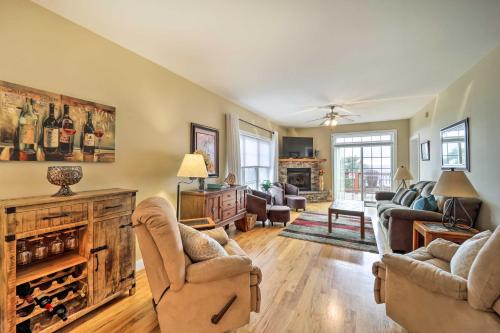 Ski-InandSki-Out Beech Mountain Condo with Scenic View in Beech Mountain, USA