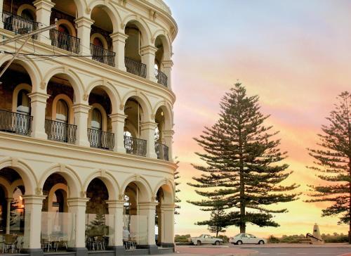 Largs Pier Hotel - Adelaide Largs Pier Hotel - Adelaide