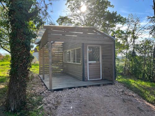 La Cabane Du Champ Du Possible in Uxeau