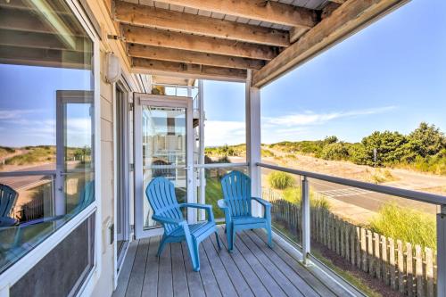 Westport Condo with Saltwater Pool Steps to Beach!