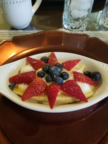 Granbury Gardens Bed and Breakfast - image 11