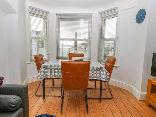 Y Castell Apartment 3 - image 10