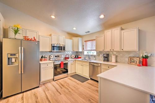 Updated Payson Residence with Porch and Privacy! - image 9