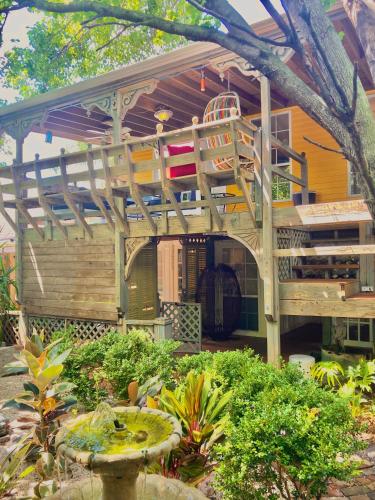 Madame Isabelle's House - image 10