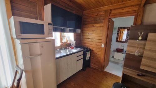Arte da Tribo Hostel & Camping in Praija Do Rosa