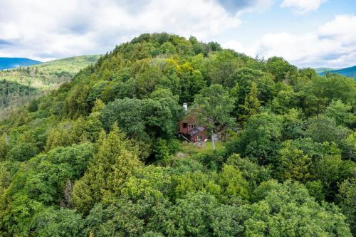 Gnome Home Mountain Ski Chalet w/Sauna Killington thumb 2