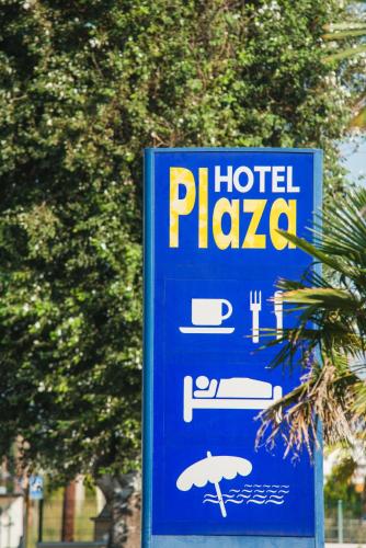 Plaza Hotel - image 8