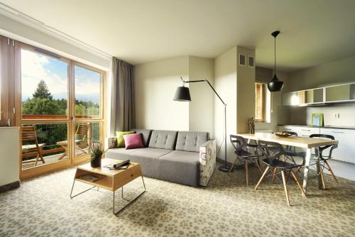 3 bedrooms, 6 beds
