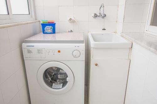 Apartamento céntrico con 2 dormitorios en Granada QH Puerta Real, Granada (fotografie 9)
