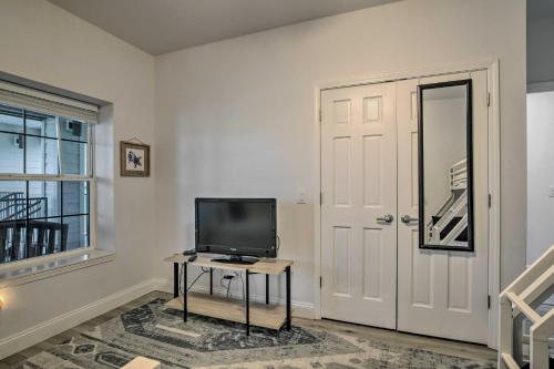 Resort-Style Condo with Lake Views and Patio! - image 35