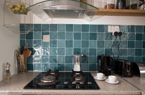 Bright and spacious 1 bed flat in Camberwell, Лондон (фото 2)