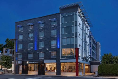 Holiday Inn Express & Suites Jersey City - Holland Tunnel by IHG, Джерси-Сити