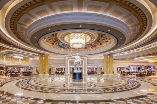 시저 팰리스 라스베이거스 (Caesars Palace Las Vegas) 실제 이용후기 및 할인 특가 시저 팰리스 라스베이거스 (Caesars Palace Las Vegas) 실제 이용후기 및 할인 특가