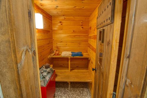 Gnome Home Mountain Ski Chalet w/Sauna Killington detail