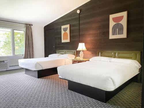 Toll Road Inn - image 11