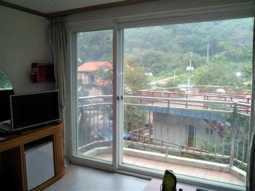 양양 갈천 훼미리 리조트 (Galcheon Family Resort) 3성급 게스트하우스 수영장