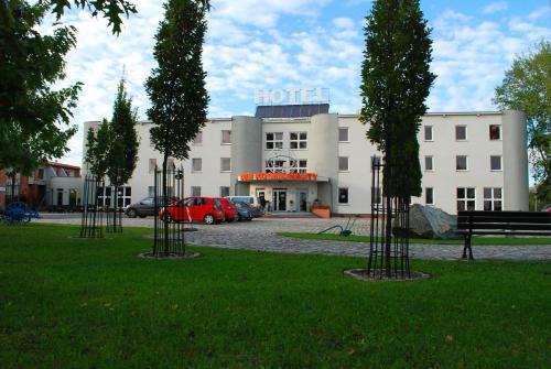 Hotel Kosmonauty Wrocław-Airport – Wroclaw, IA