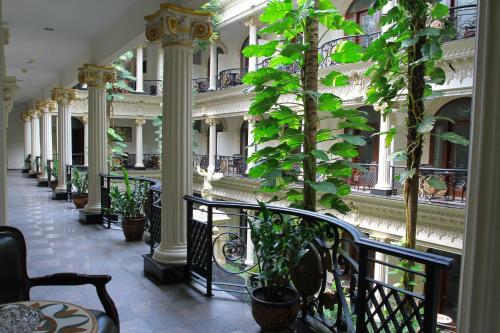 Balkon/Terrasse, The Grand Palace Hotel Malang in Malang