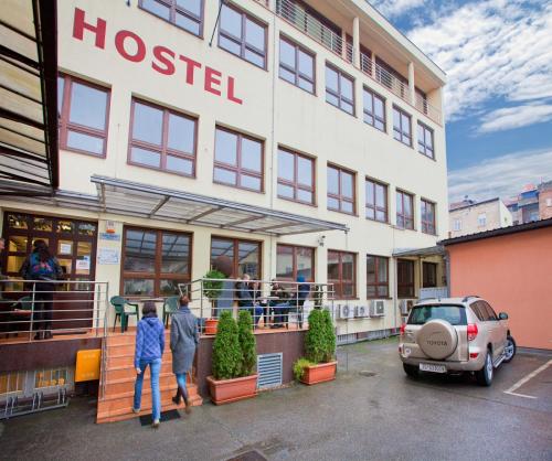 Вхід, Hostel Bureau in Загреб