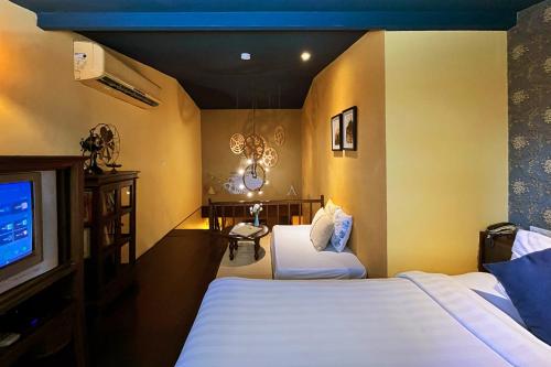 room detail thumbnail 0