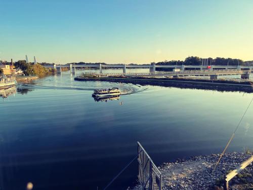 Nuk's Executive Suites