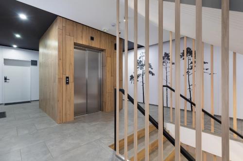 One-Bedroom Apartment image 8