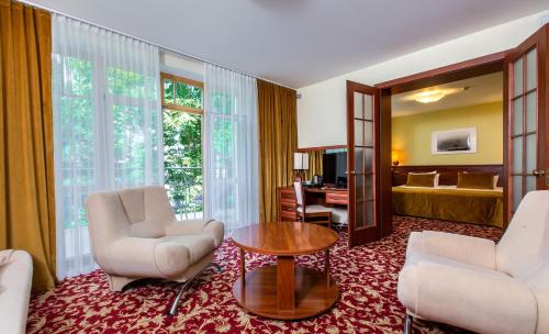 Hotel Violeta - image 10