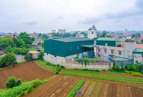 Vista/Panorama, Nhà Nghỉ Xuân Mai (Nha Nghi Xuan Mai) in Lang Son