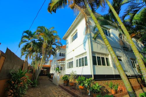 Pohled zvenku, Ambassador Bridge Motel in Jinja