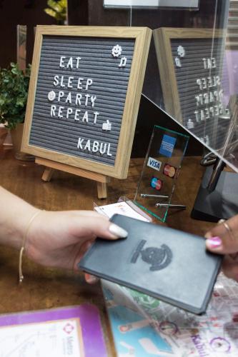 Kabul Party Hostel Barcelona - image 14