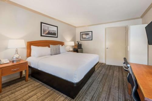 SureStay Plus Hotel by Best Western Mountain View