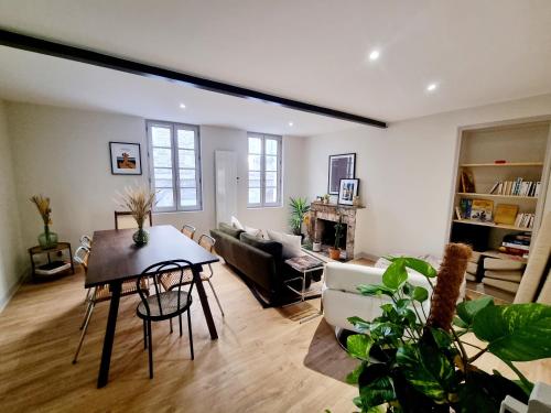 Maison très agréable et calme avec terrasse en centre ville - Location saisonnière - Angoulême