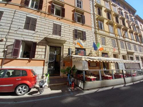 Rome Station Rooms 2