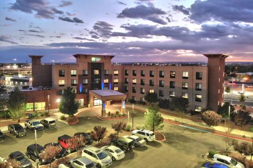 Foto - Holiday Inn Express & Suites Albuquerque Historic Old Town, an IHG Hotel