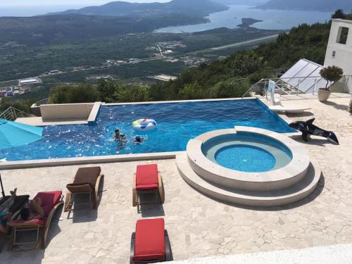 Villa Eagle Eye Montenegro in Sutvara