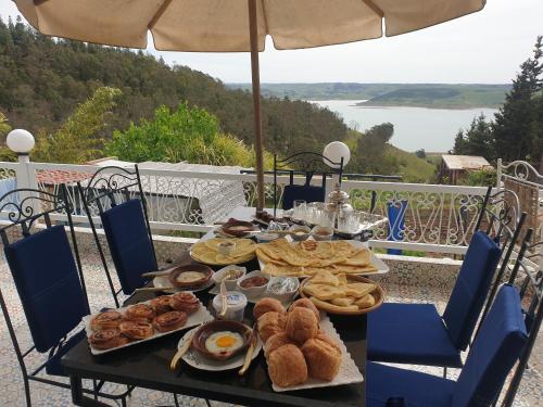 auberge au lac du barrage sala al jadida in Mathe IA