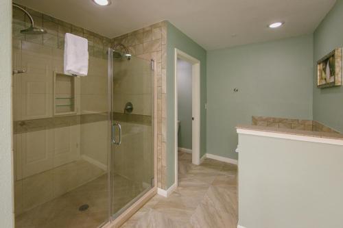 Holiday Inn Club Vacations Hill Country Resort at Canyon Lake in Canyon Lake, USA