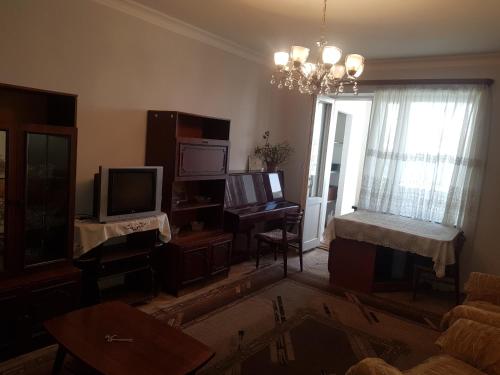 3 room renovated apartment with terrace