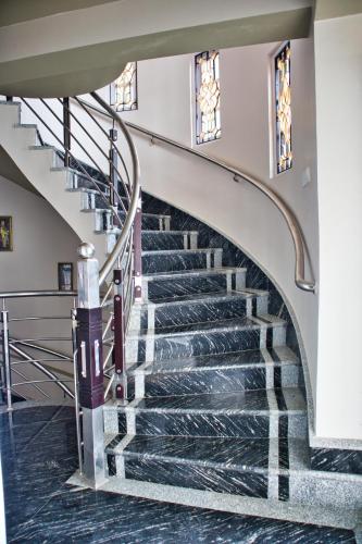 Bejárat, Traditional Hotel & Restaurant in Kurseong