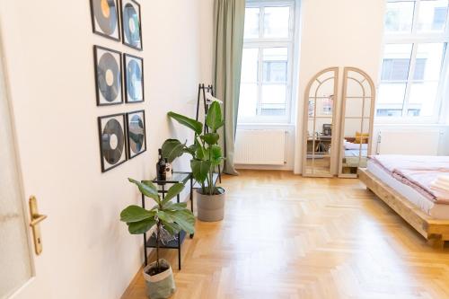 Apartment image 7