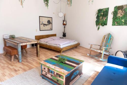 Studio Apartment image 4